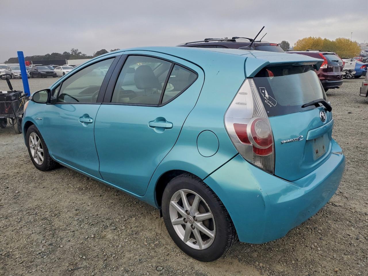 2014 TOYOTA Prius c