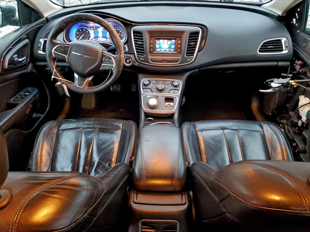 2015 CHRYSLER 200