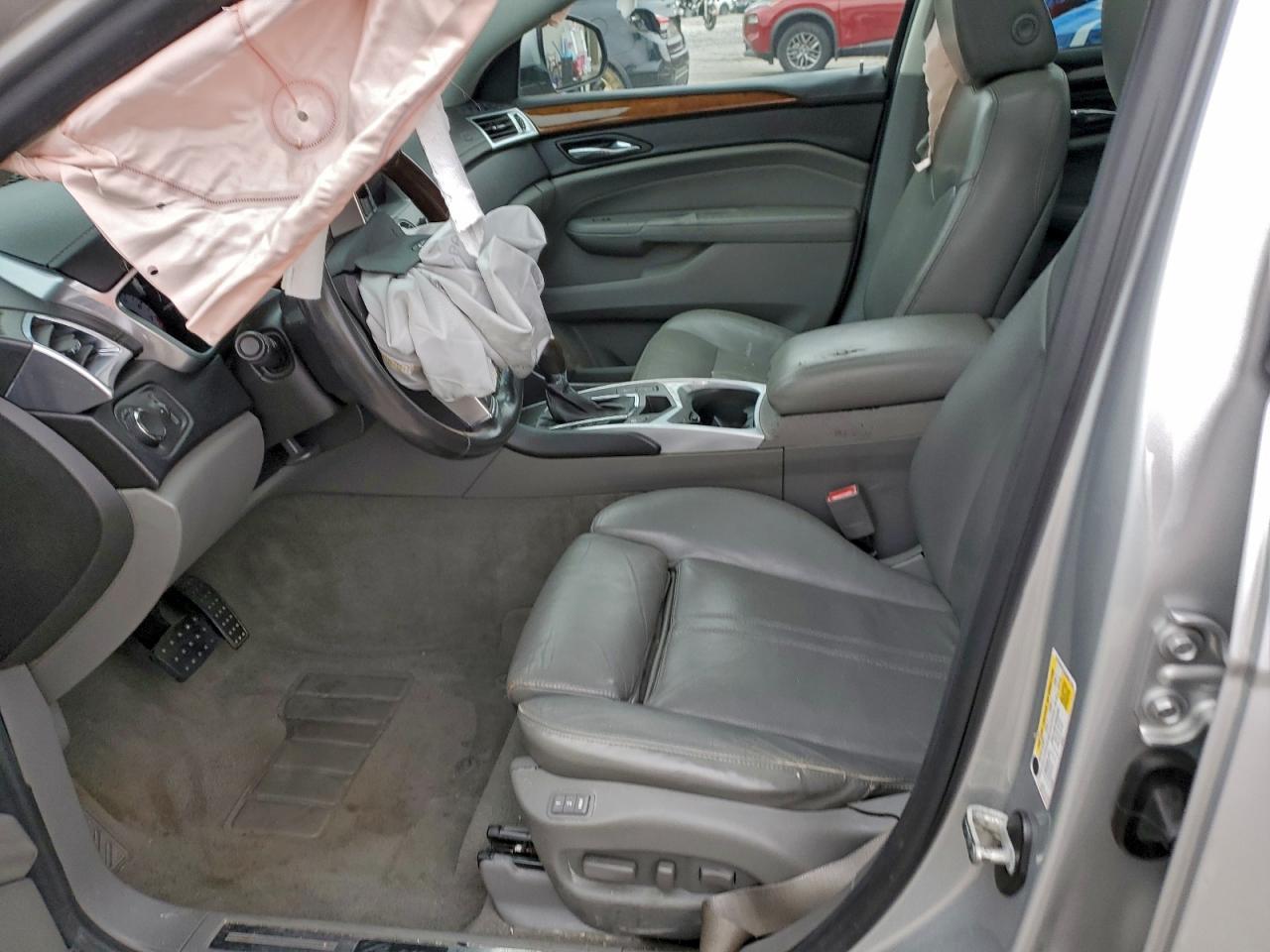 2010 CADILLAC SRX