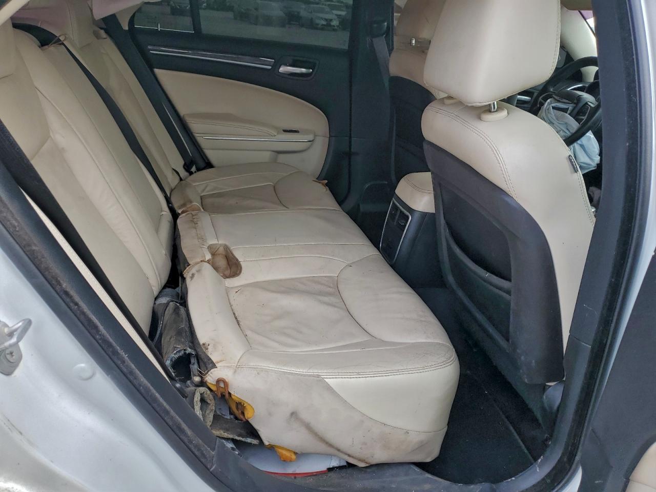 2015 CHRYSLER 300
