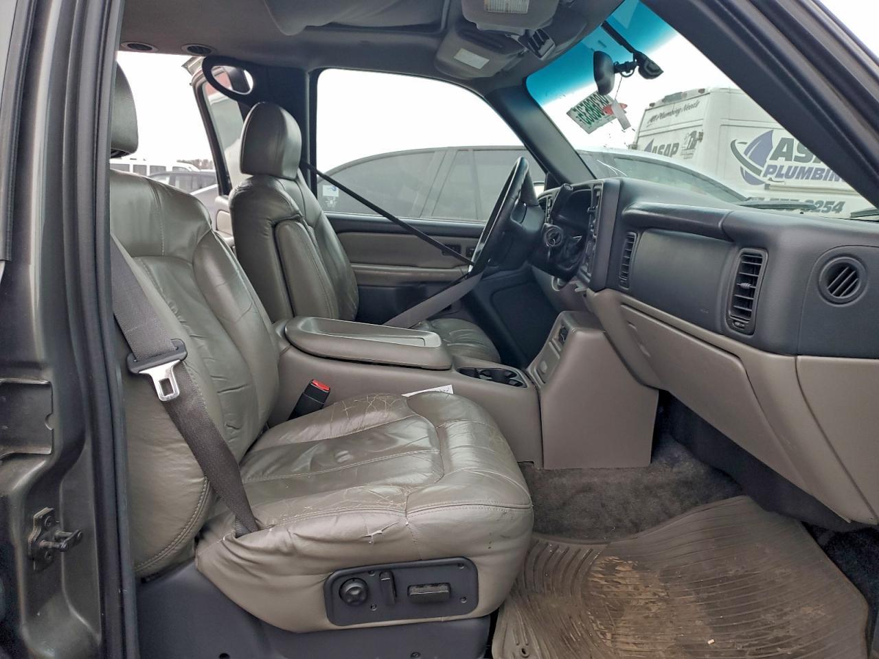 2002 CHEVROLET Suburban