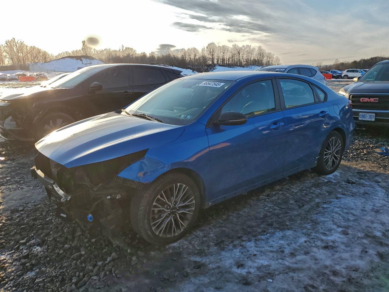 2023 KIA FORTE