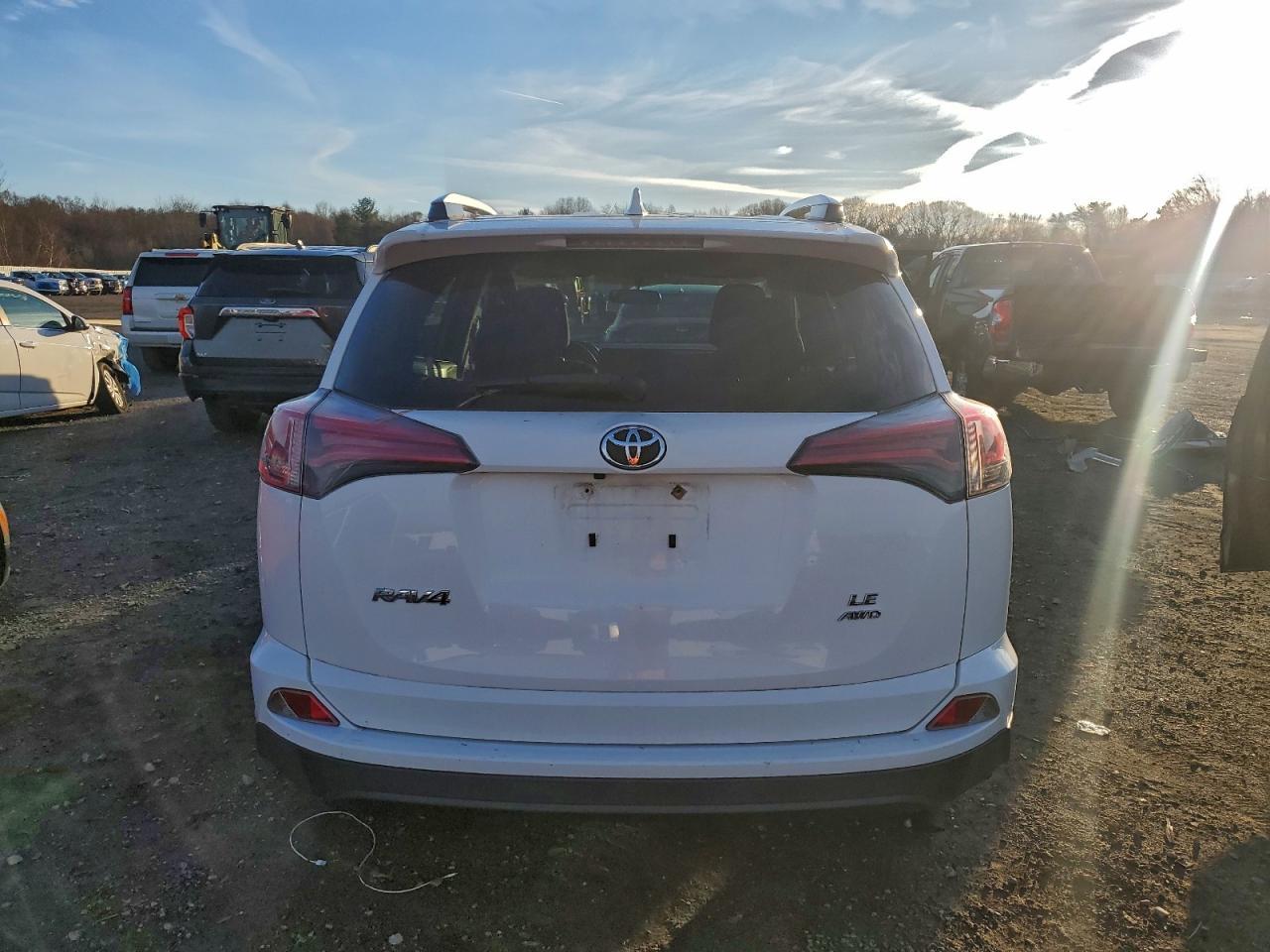 2016 TOYOTA RAV4