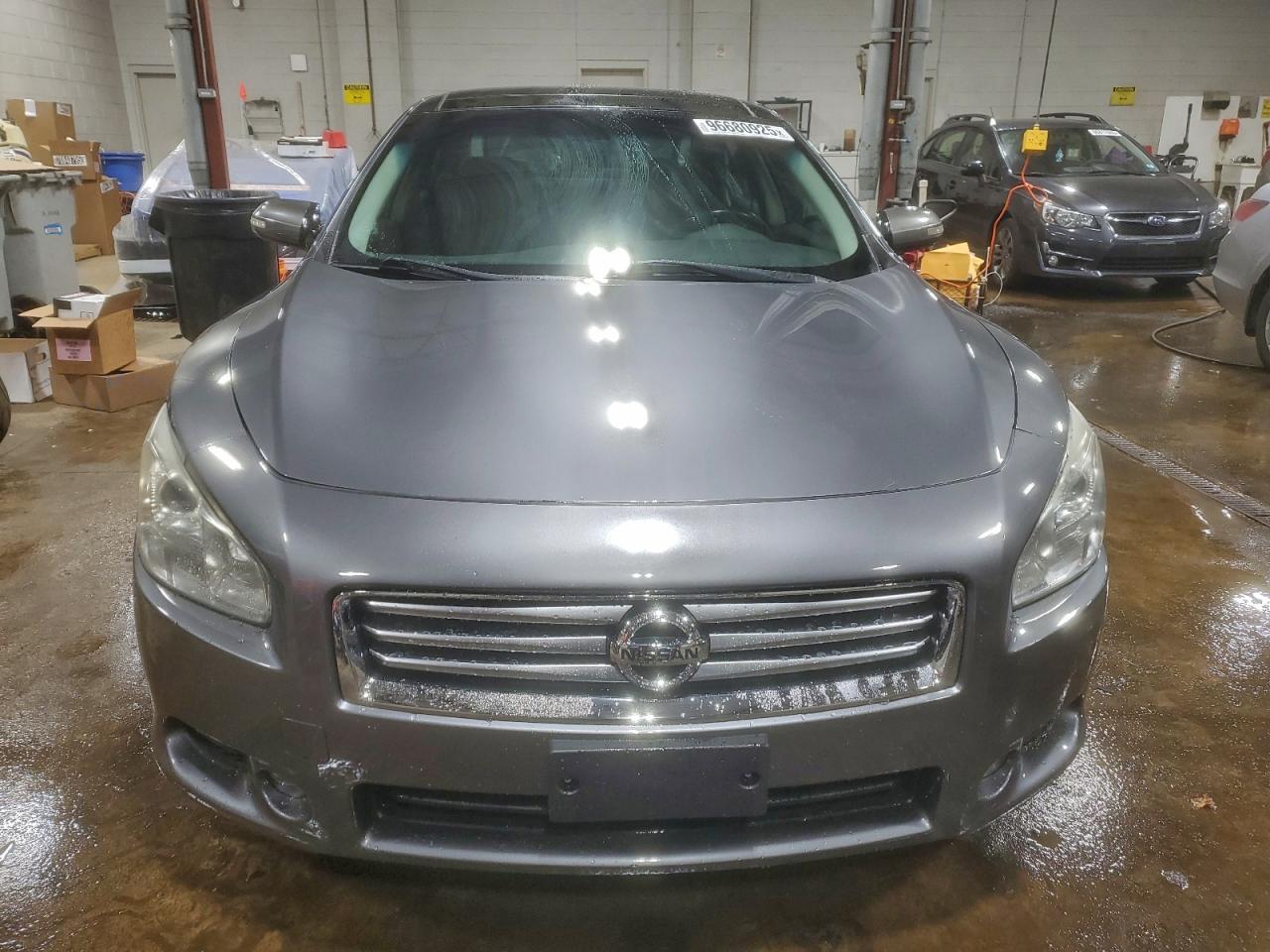 2014 NISSAN Maxima