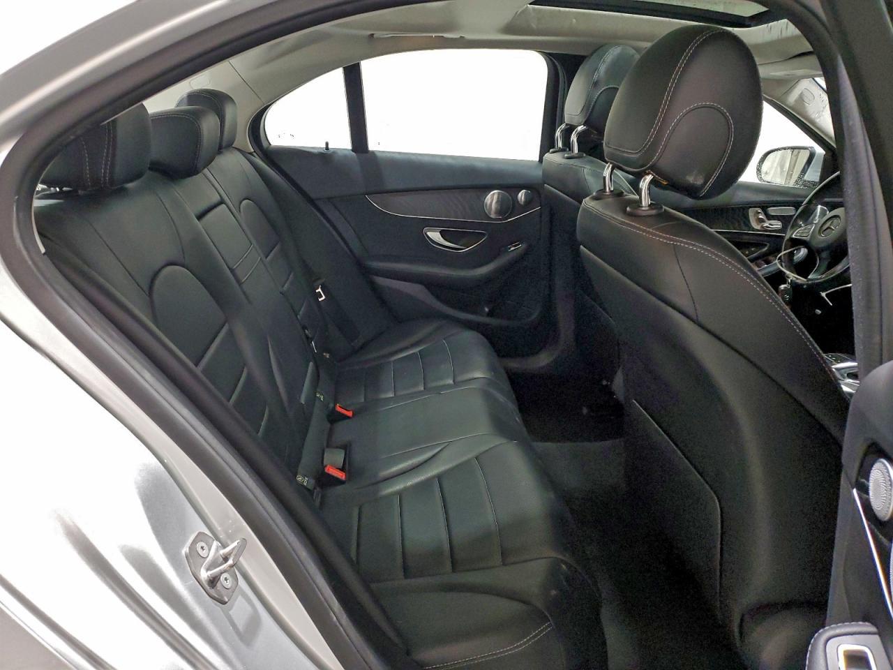 2016 MERCEDES-BENZ C-CLASS