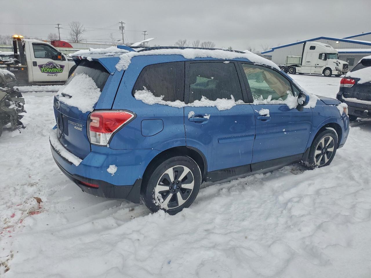 2017 SUBARU FORESTER