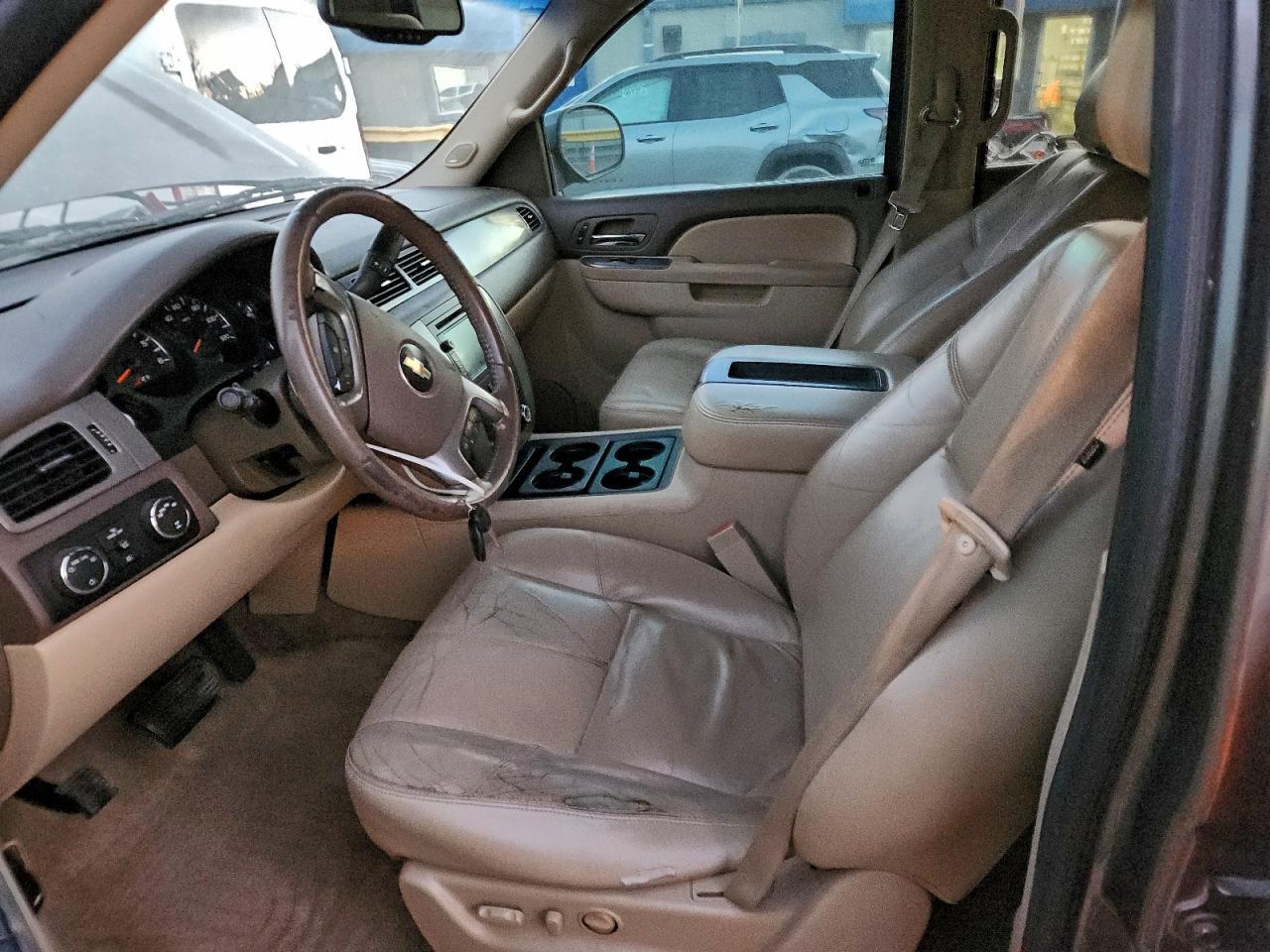 2011 CHEVROLET Suburban