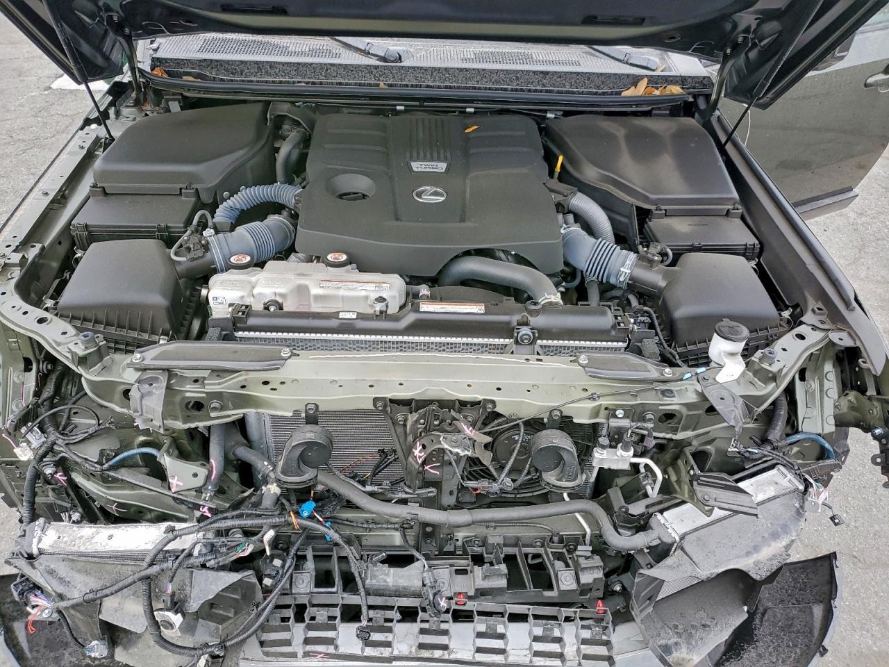 2024 LEXUS GX 550