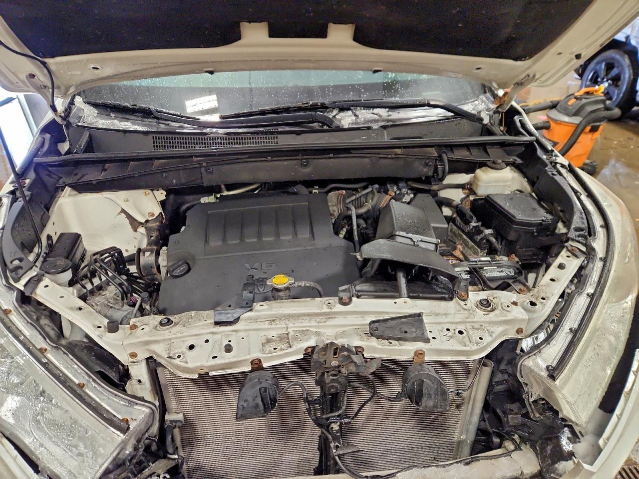 2014 TOYOTA HIGHLANDER