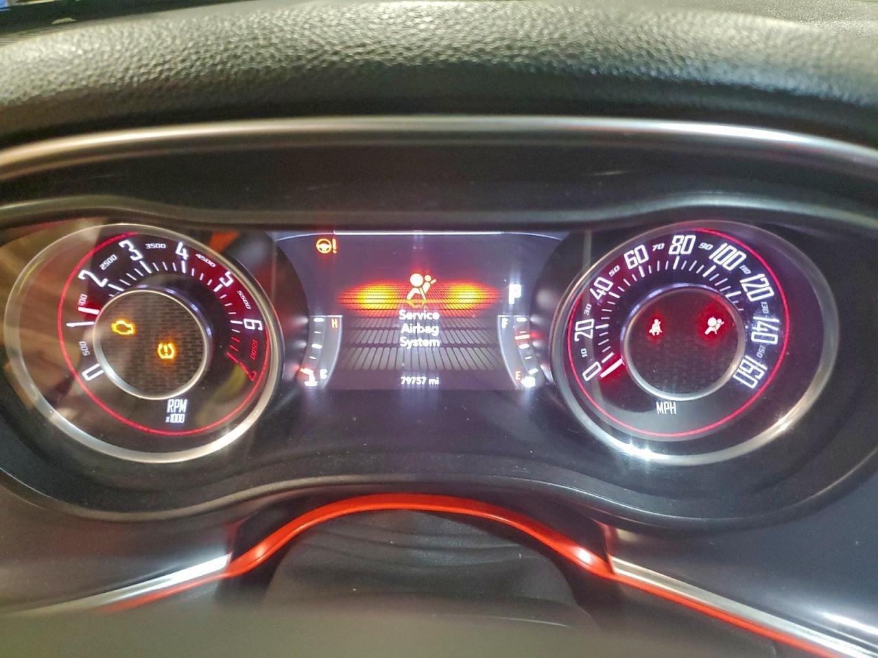 2015 DODGE Challenger