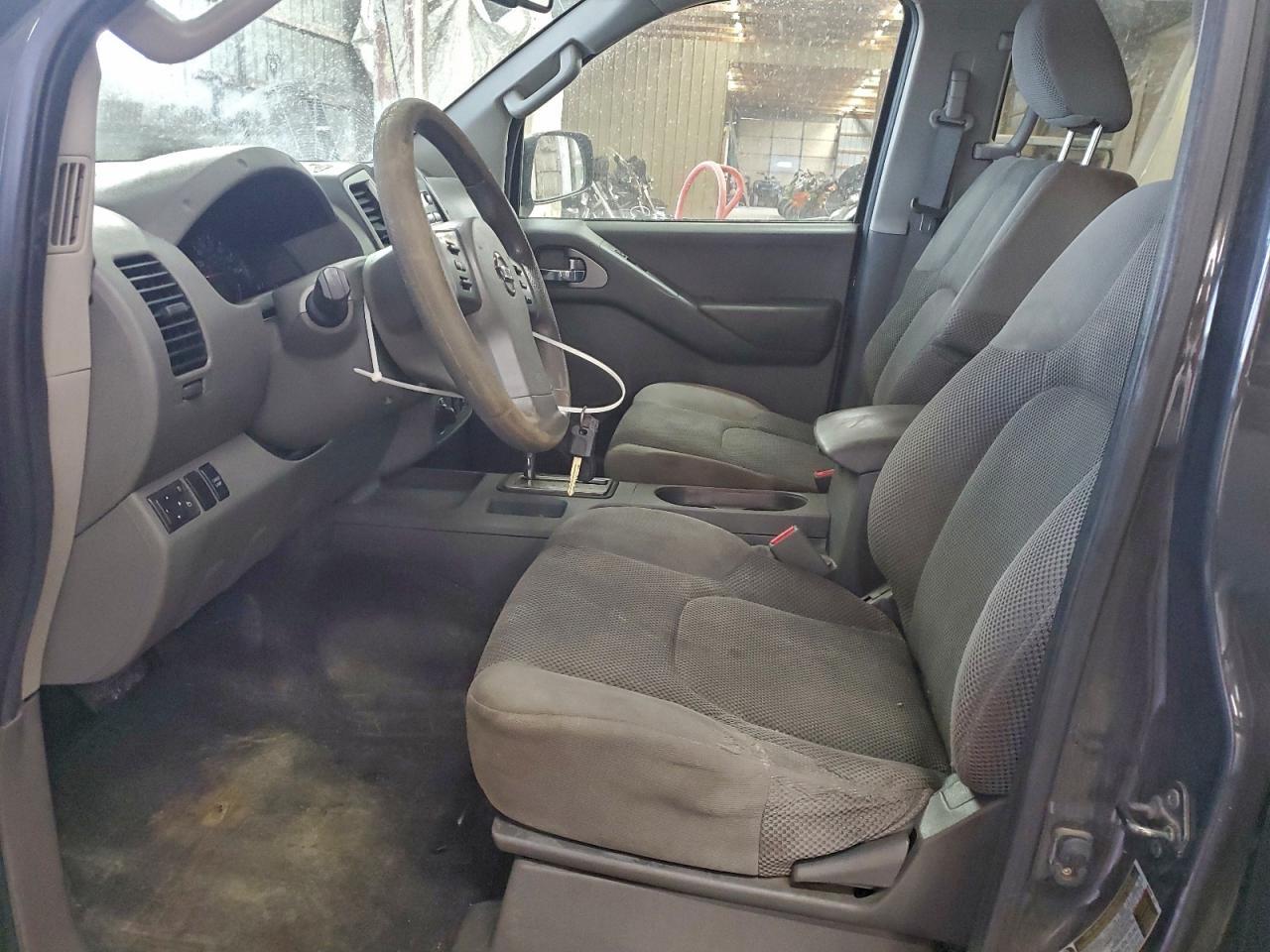 2012 NISSAN Frontier
