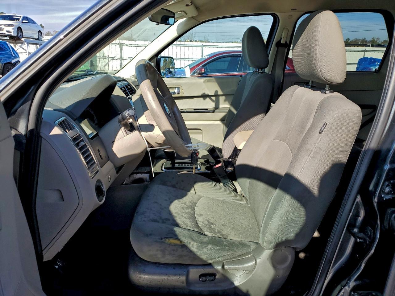 2008 MAZDA Tribute