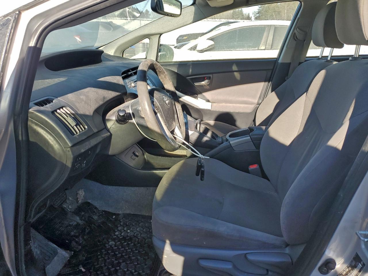 2015 TOYOTA PRIUS