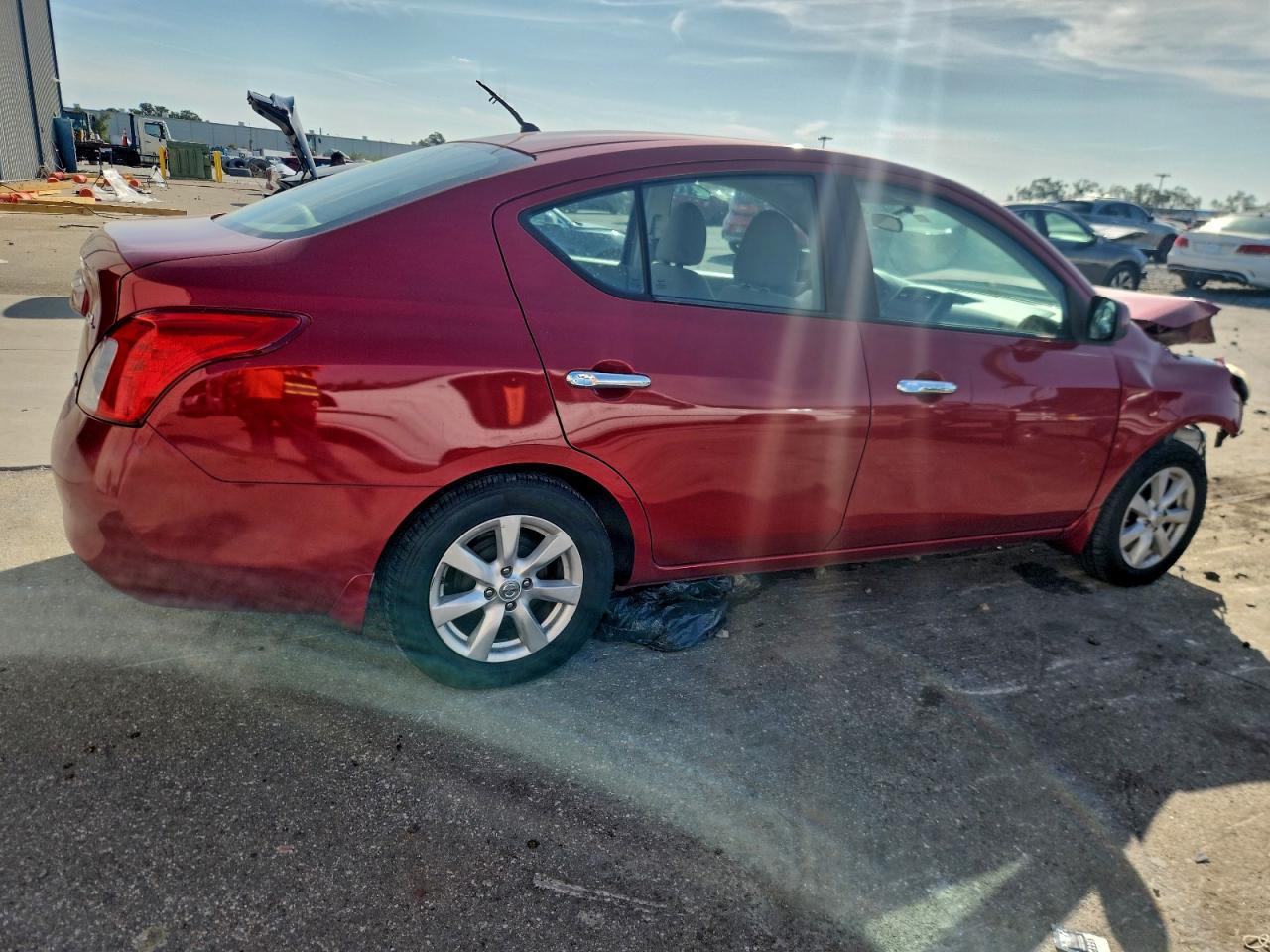2012 NISSAN VERSA