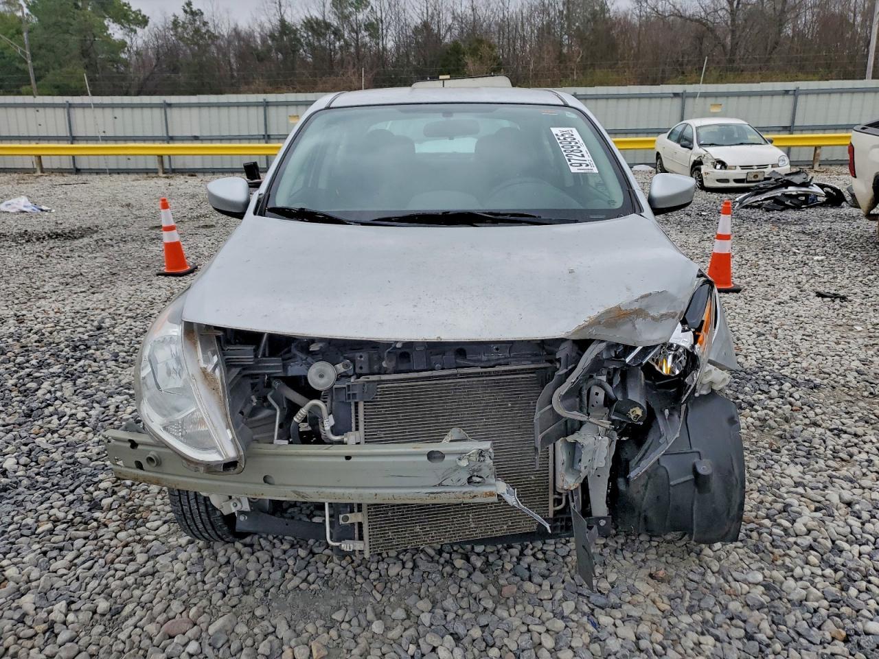 2018 NISSAN VERSA