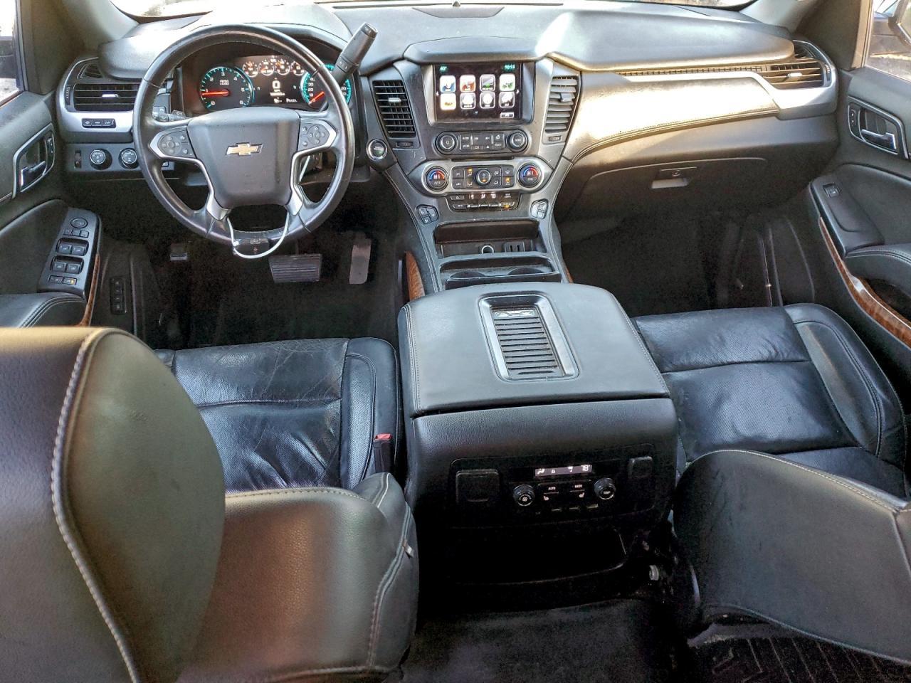 2017 CHEVROLET Suburban