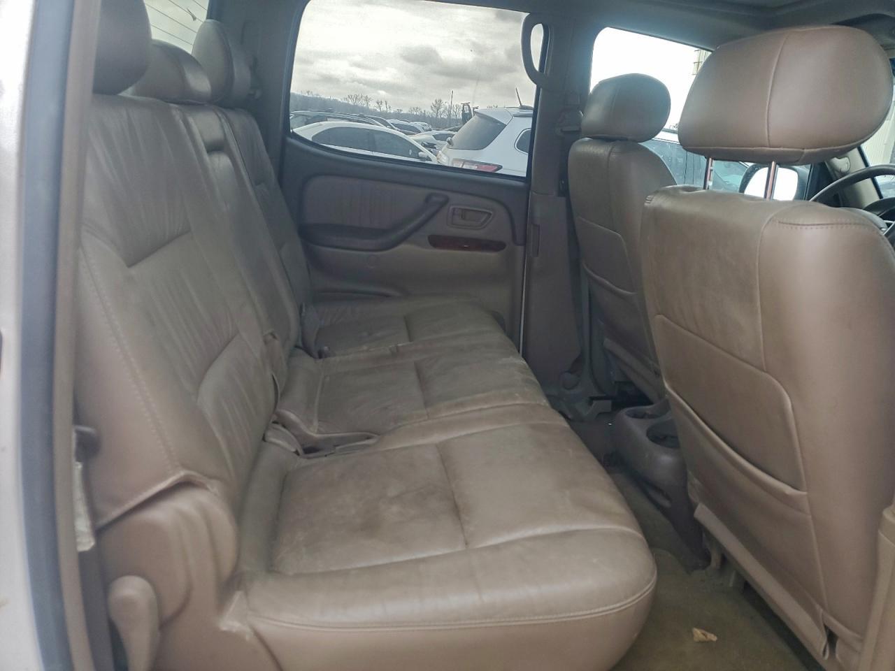2004 TOYOTA TUNDRA
