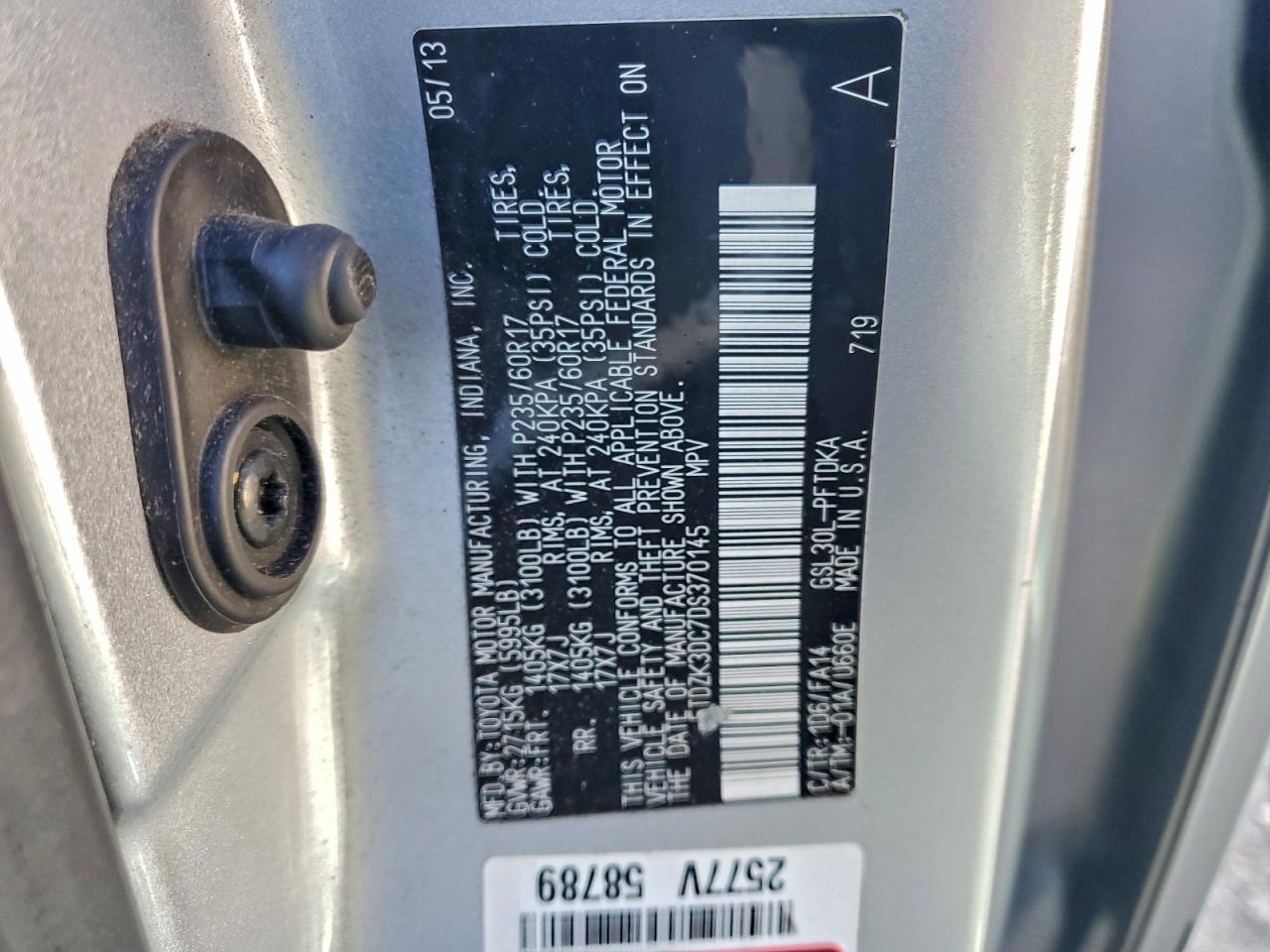 2013 TOYOTA SIENNA