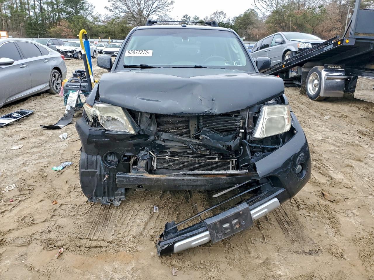 2011 NISSAN PATHFINDER