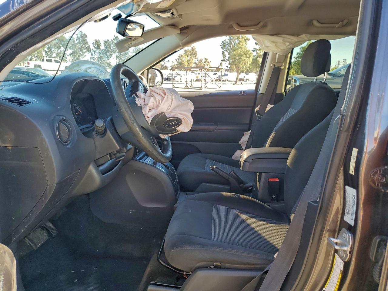 2016 JEEP Compass