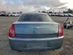 2005 CHRYSLER 300