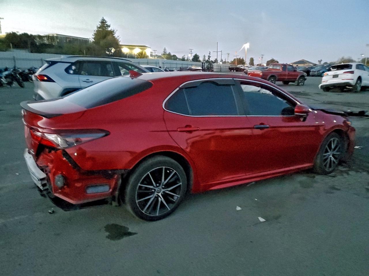 2021 TOYOTA CAMRY