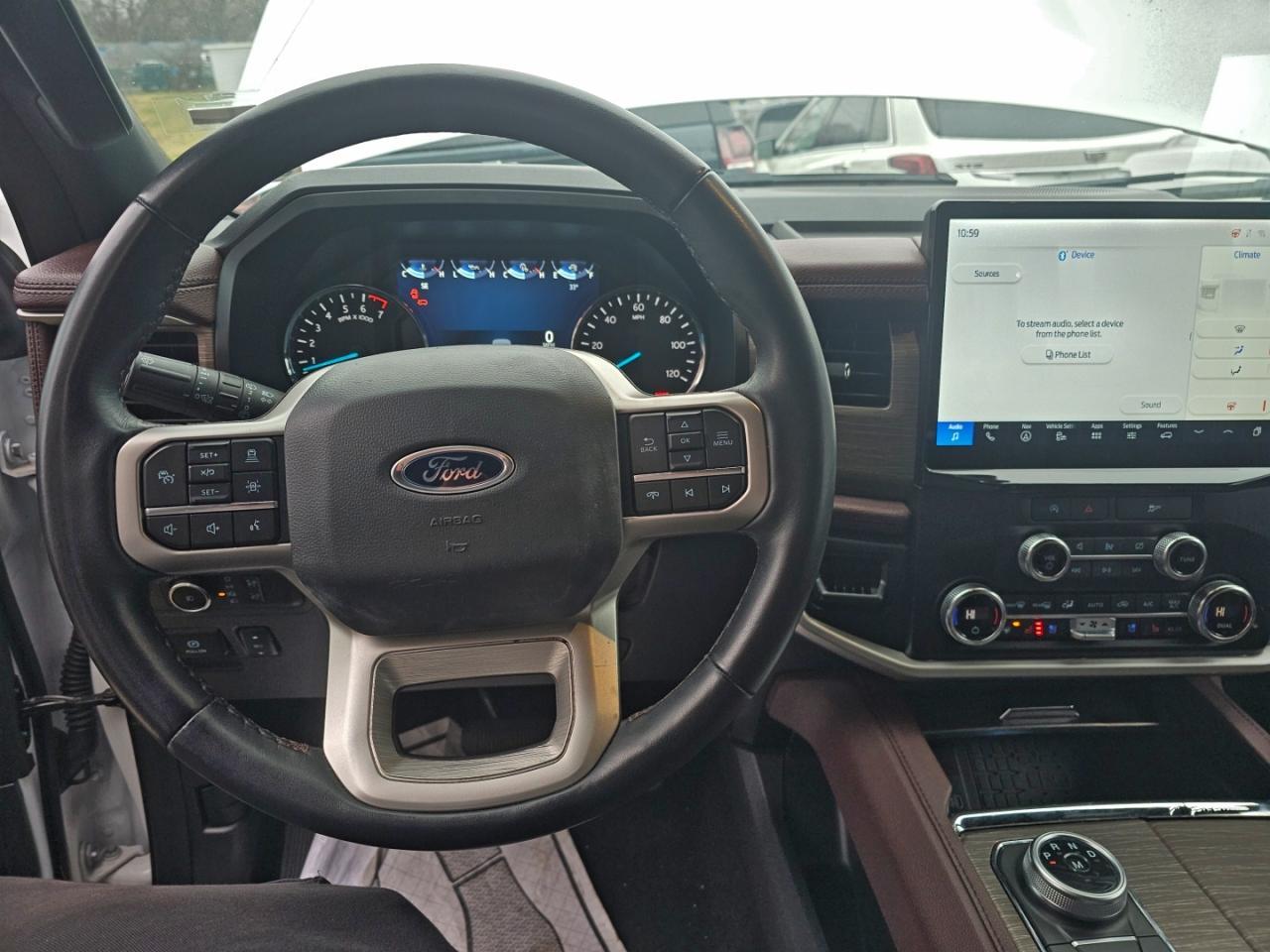 2023 FORD Expedition