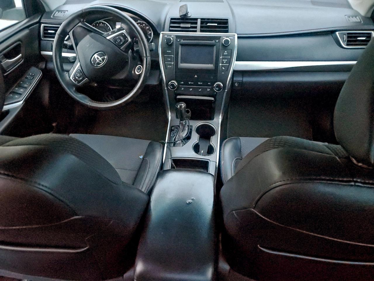 2017 TOYOTA CAMRY