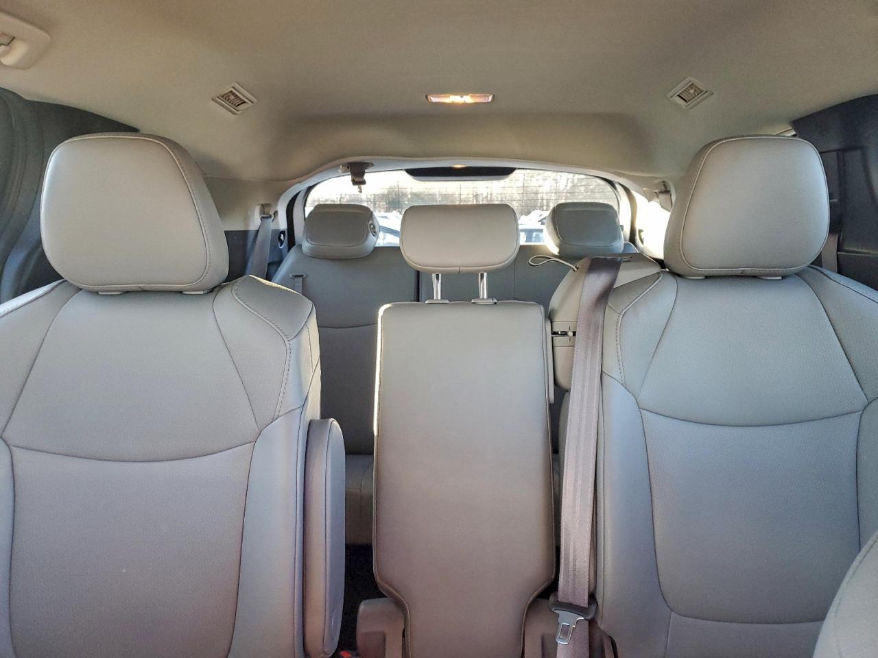 2025 TOYOTA SIENNA