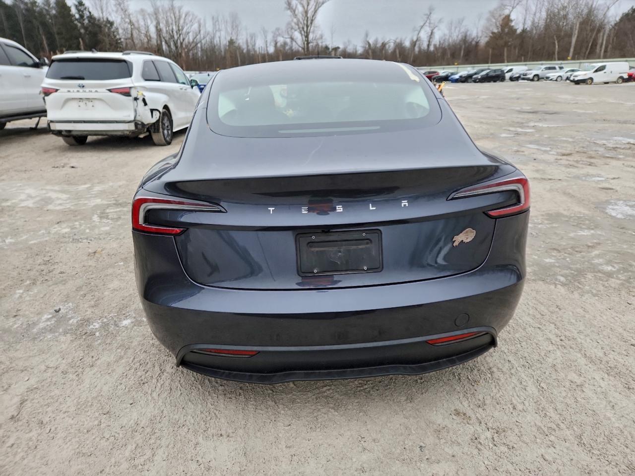 2024 TESLA MODEL 3