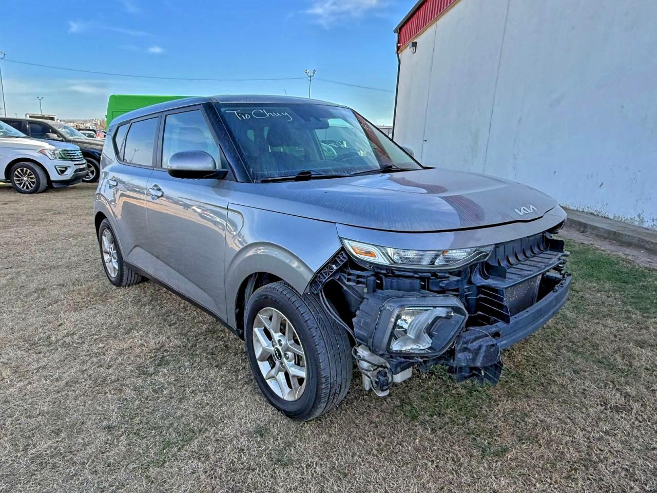 2022 KIA SOUL