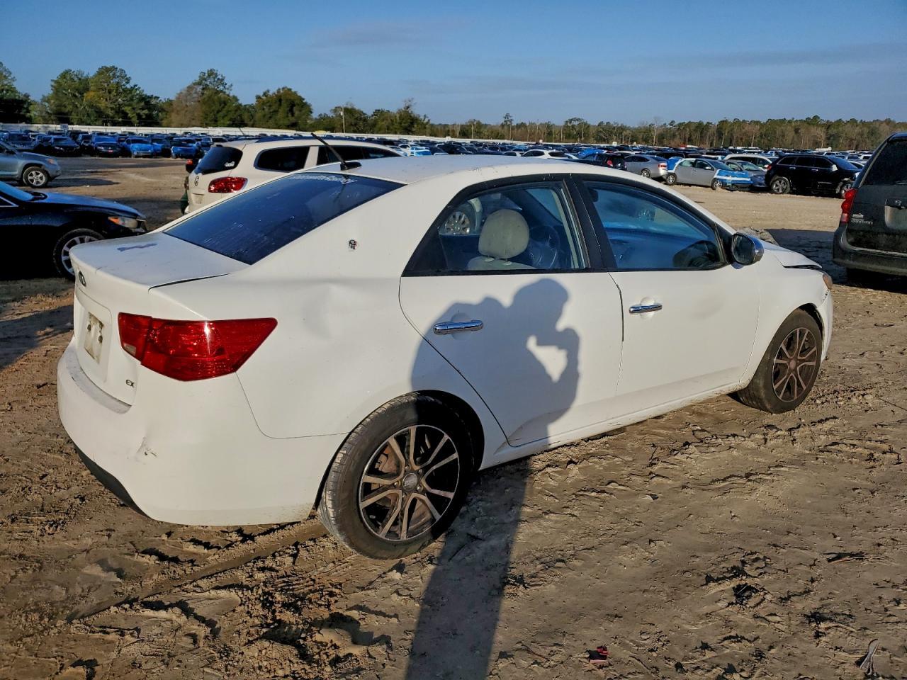 2010 KIA FORTE