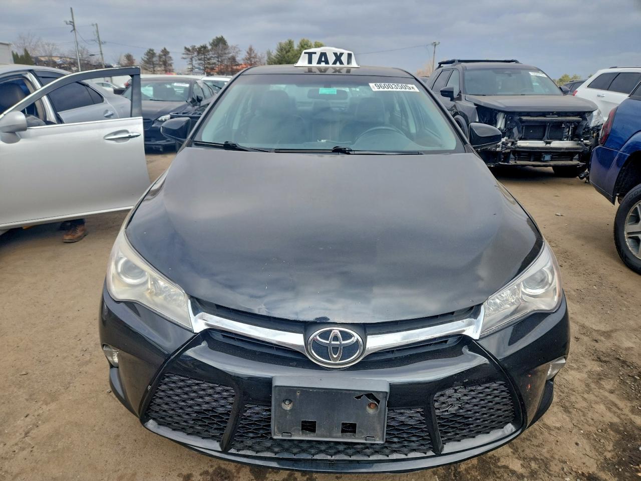 2017 TOYOTA CAMRY