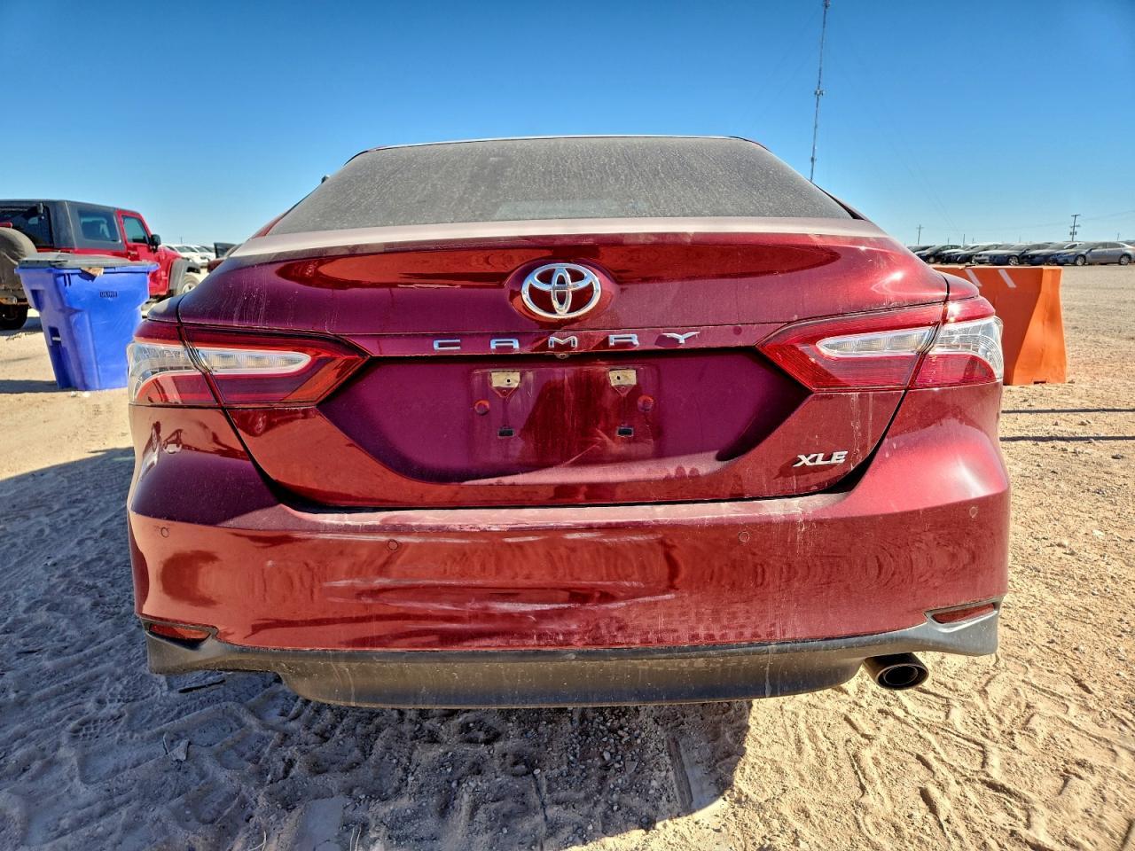 2018 TOYOTA CAMRY