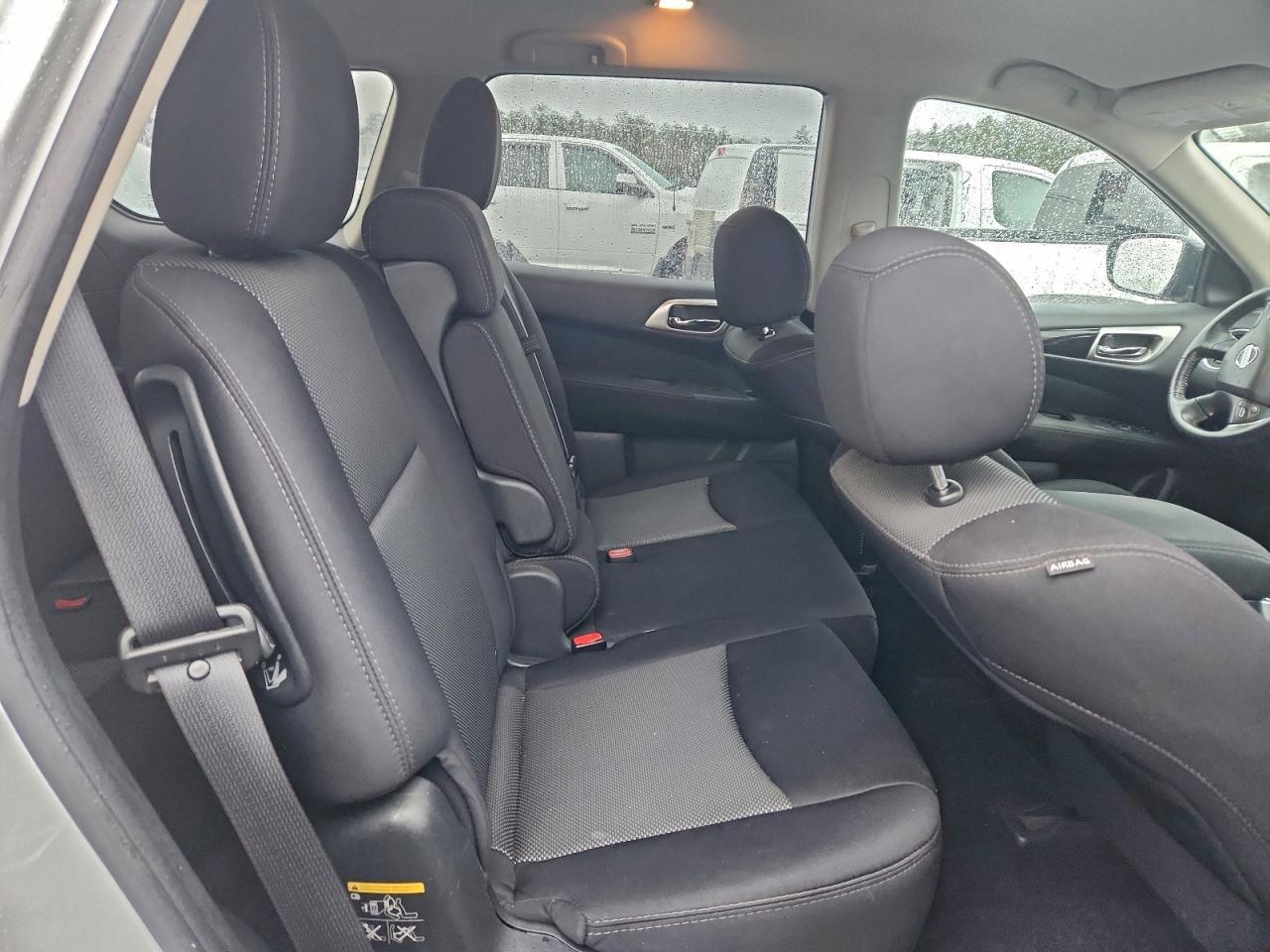 2017 NISSAN PATHFINDER