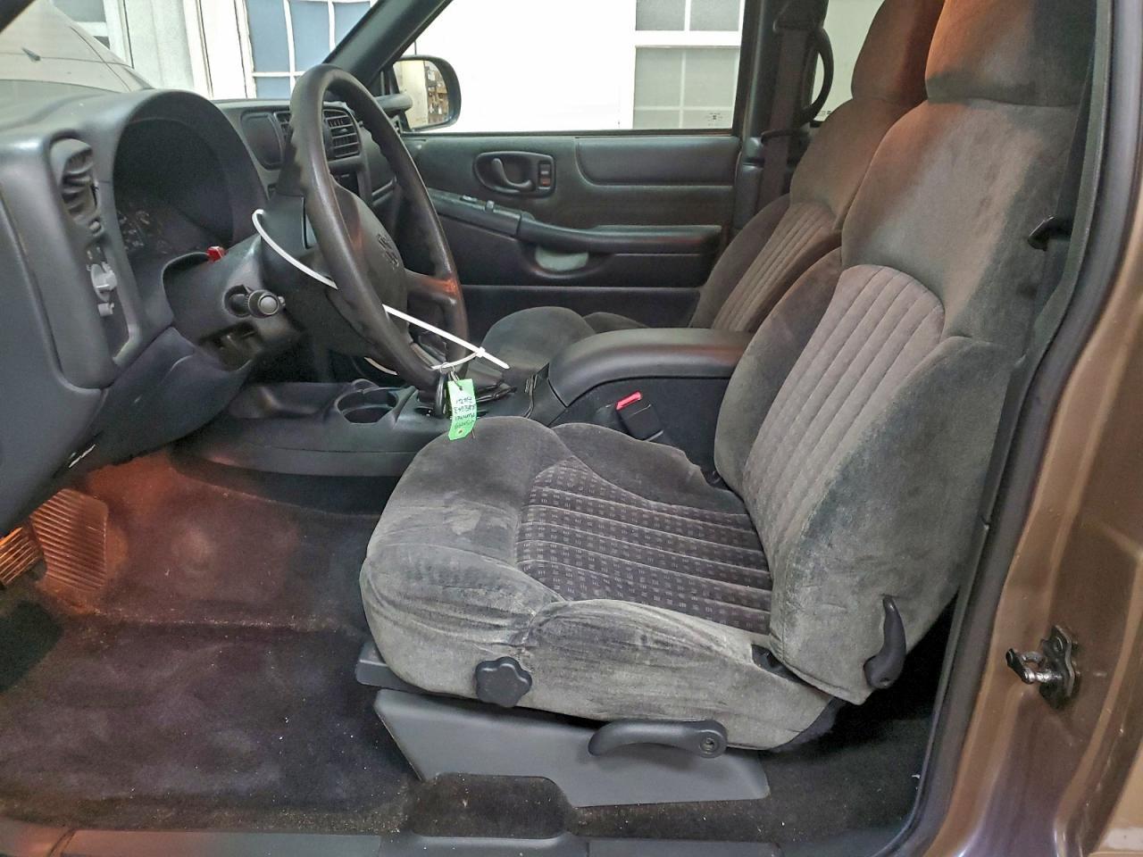 2002 CHEVROLET BLAZER