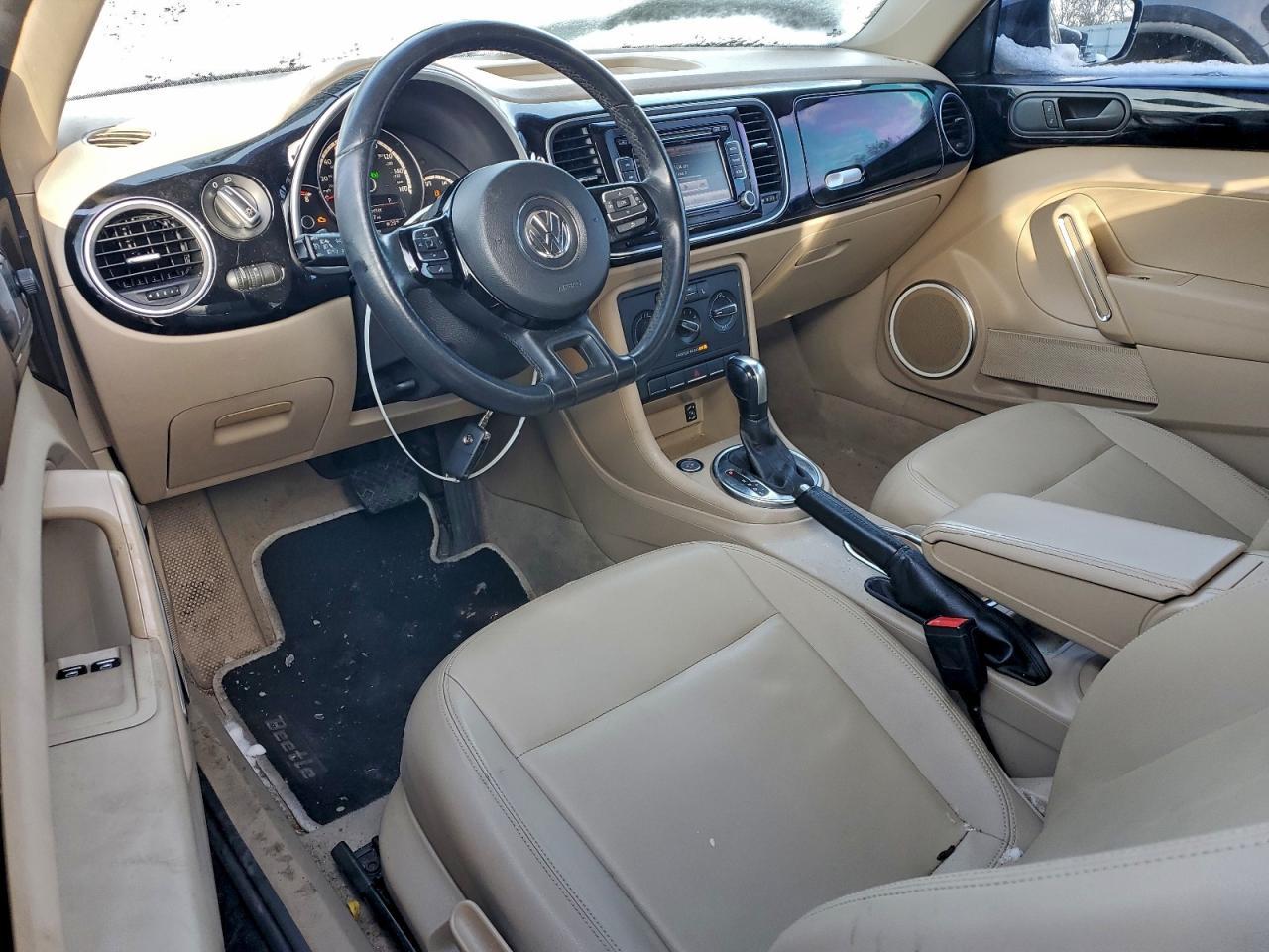 2013 VOLKSWAGEN Beetle