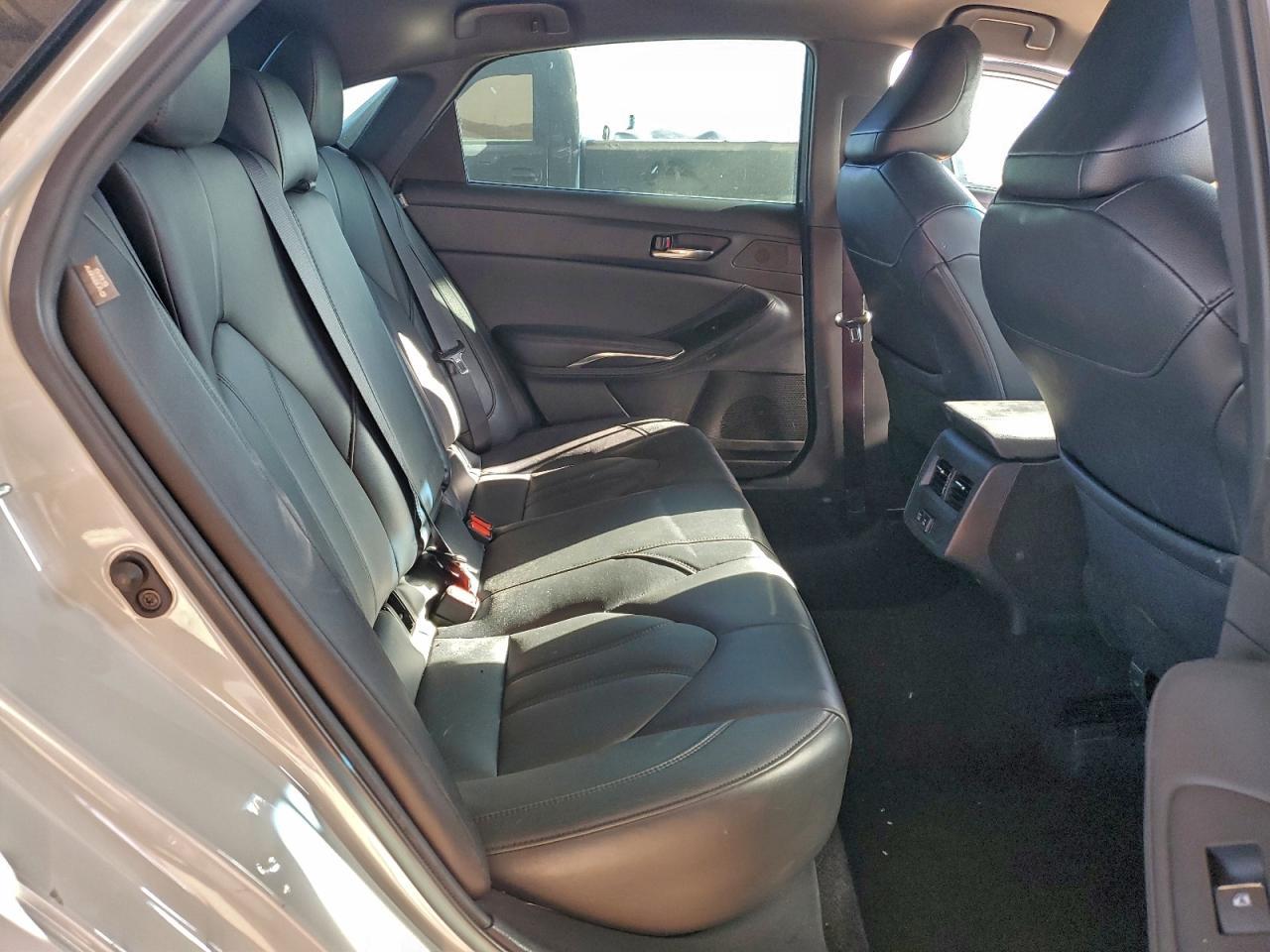 2022 TOYOTA Avalon