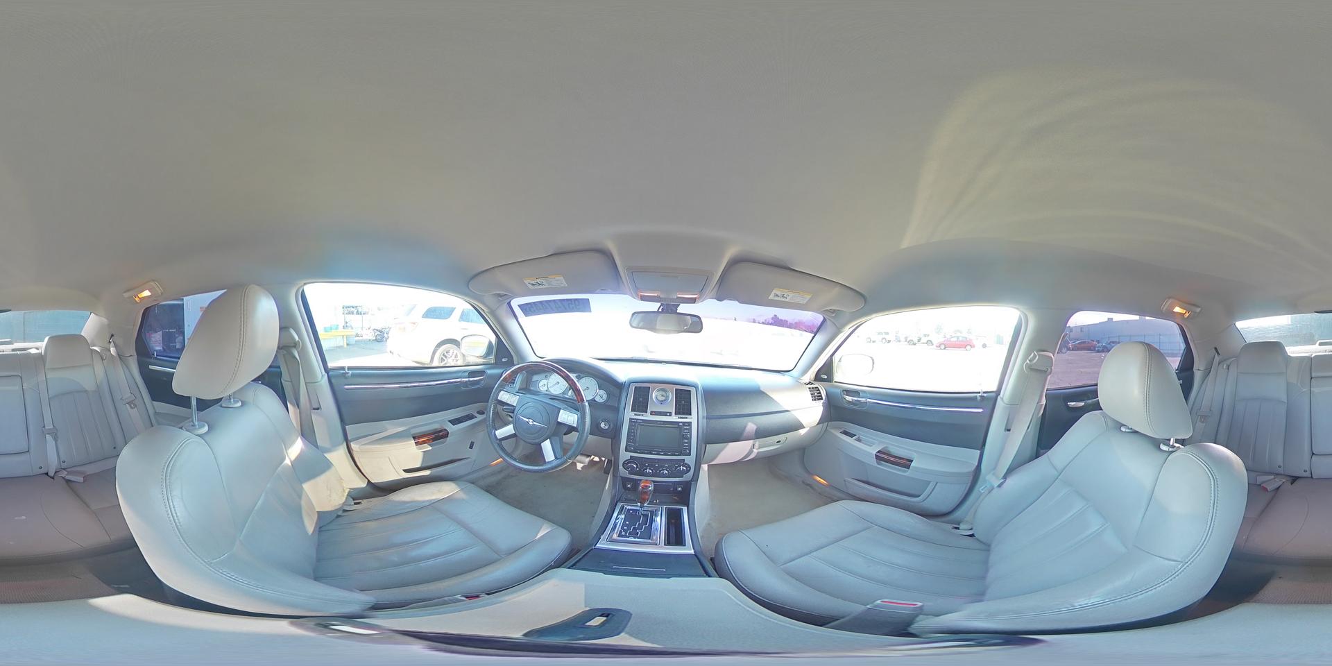 2005 CHRYSLER 300