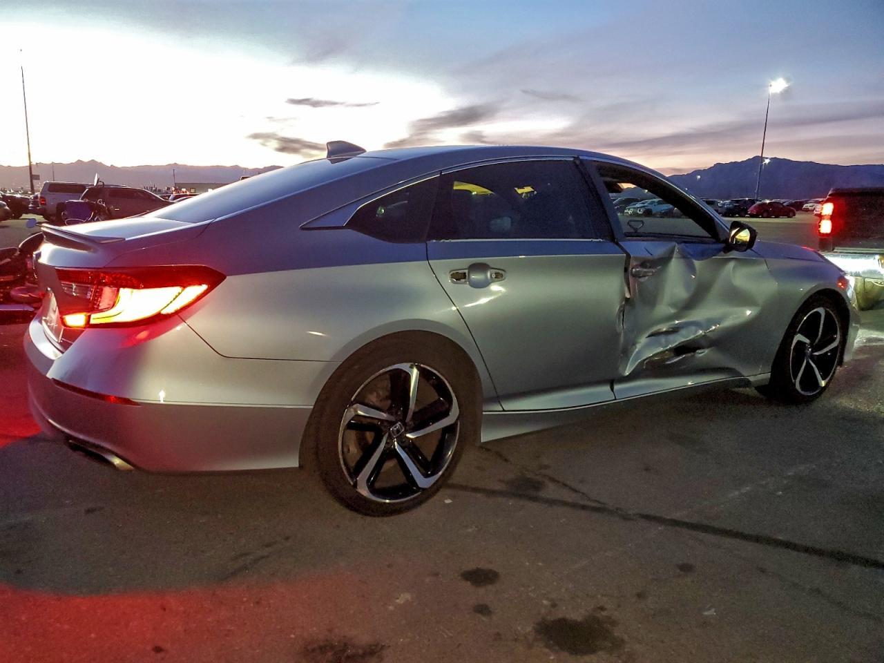 2018 HONDA ACCORD