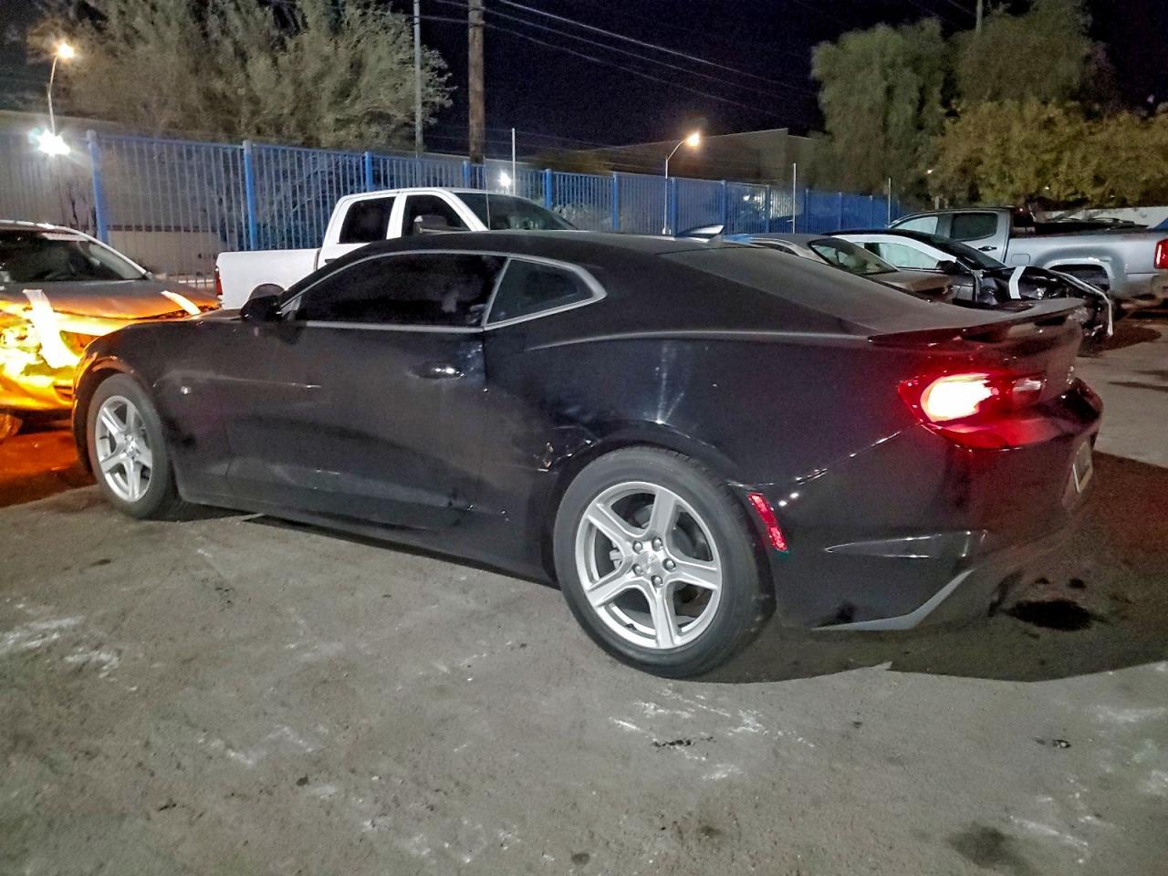2023 CHEVROLET Camaro