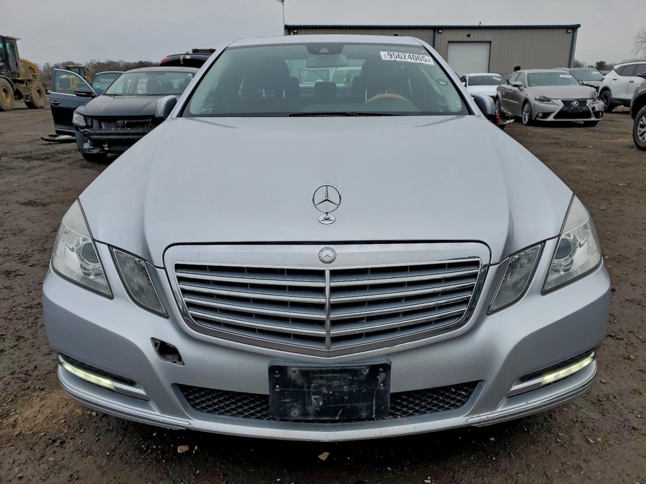 2012 MERCEDES-BENZ E-Class