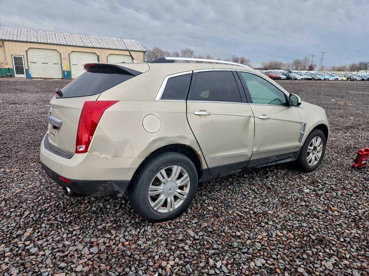 2010 CADILLAC SRX