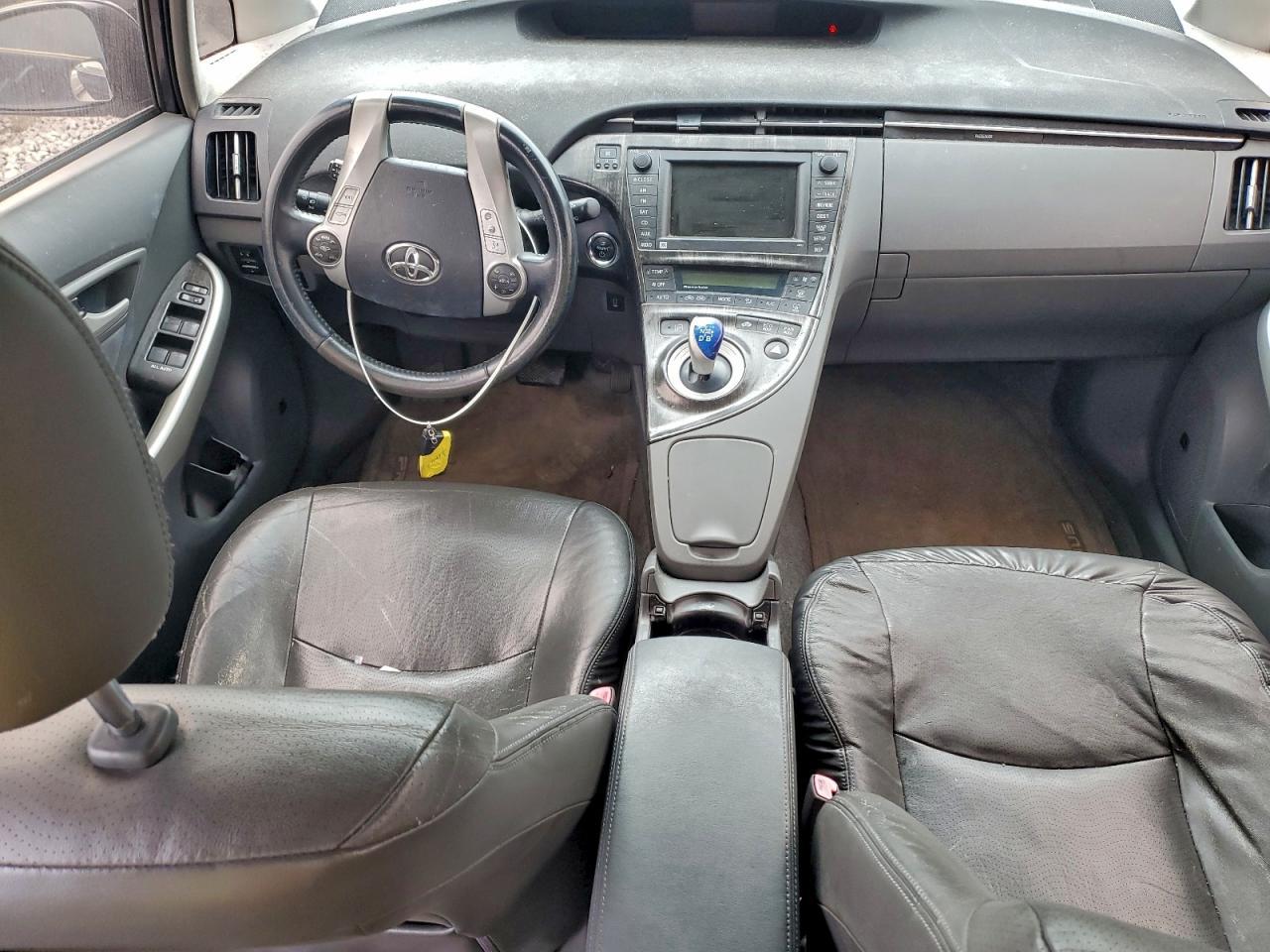 2010 TOYOTA PRIUS