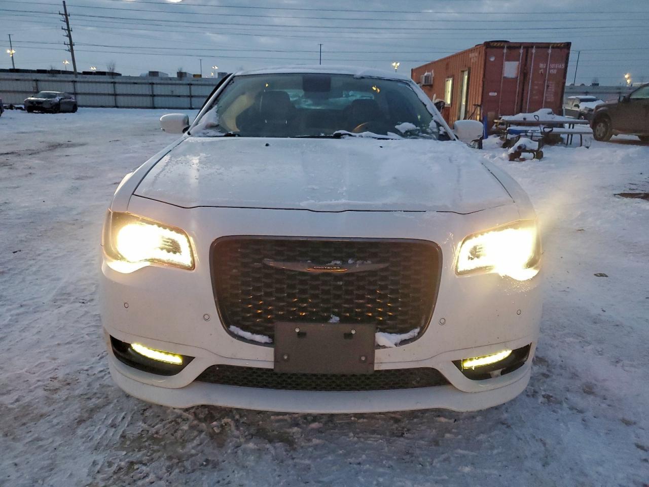 2022 CHRYSLER 300