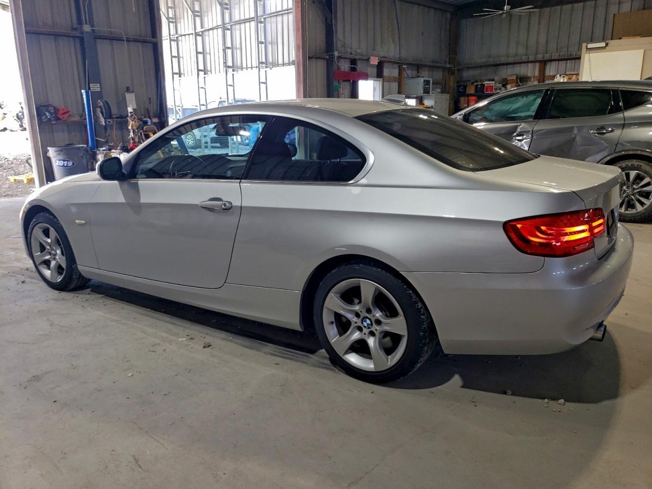 2011 BMW 3 SERIES