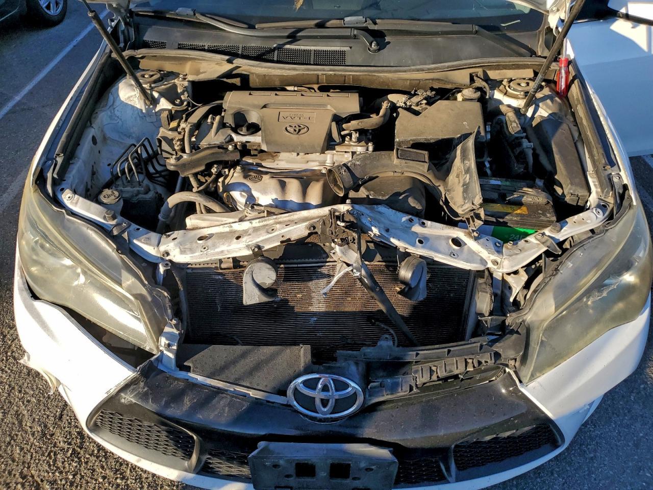 2015 TOYOTA CAMRY