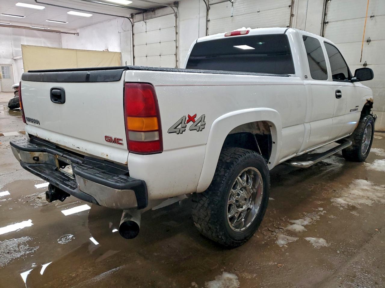 2003 GMC Sierra