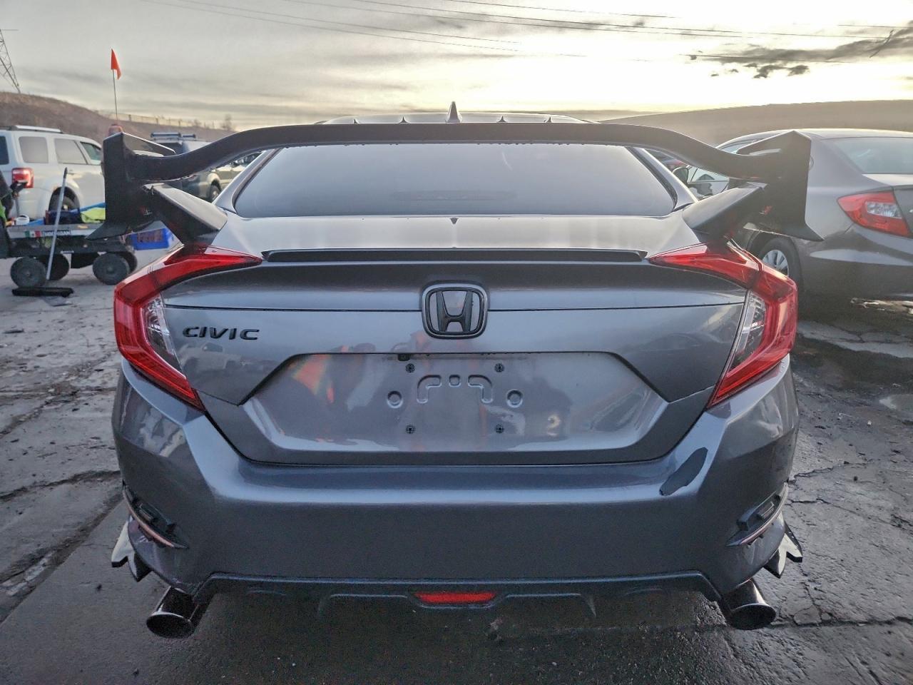 2016 HONDA CIVIC