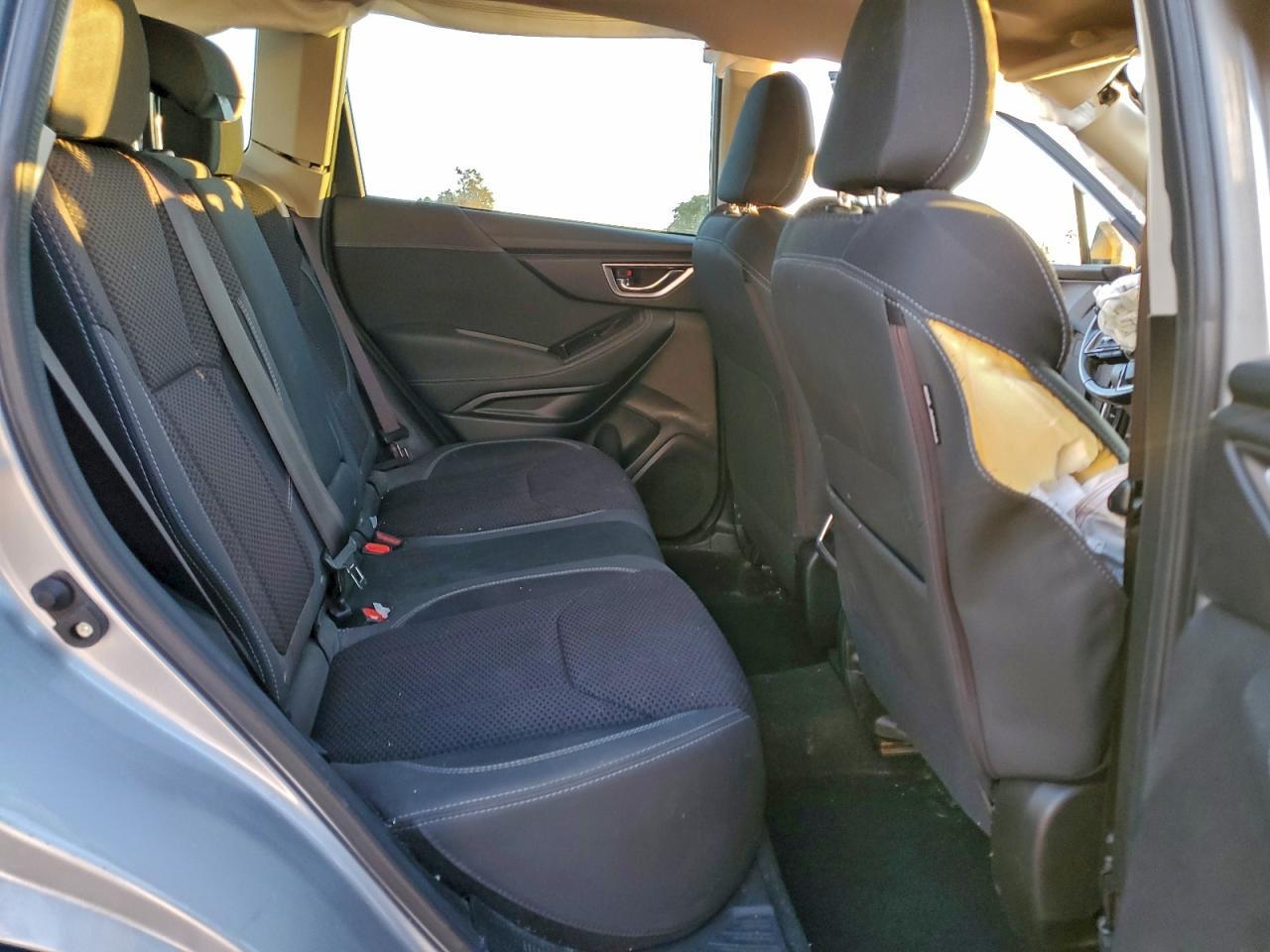 2021 SUBARU FORESTER